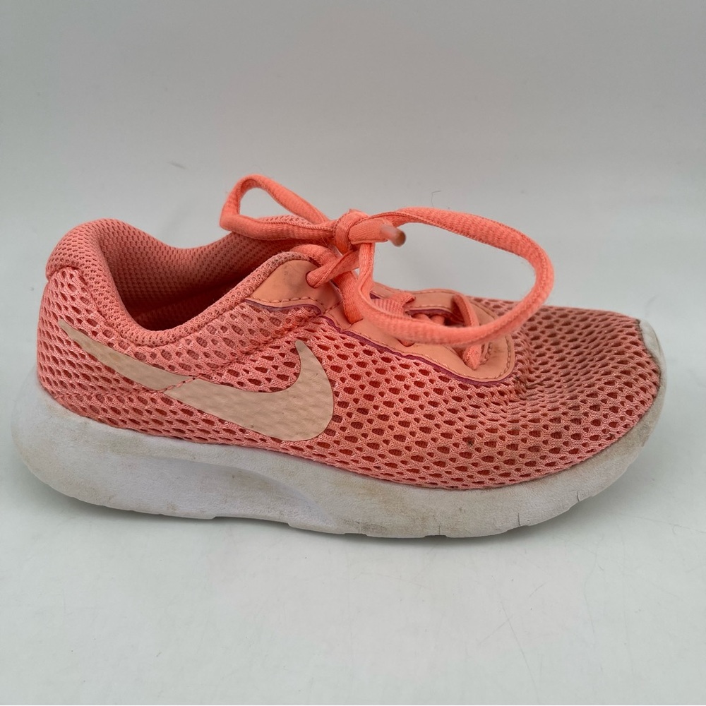 Nike Girl’s Tanjun Coral Mesh Lace-Up Low Top Sneakers Shoes - Size 11 C